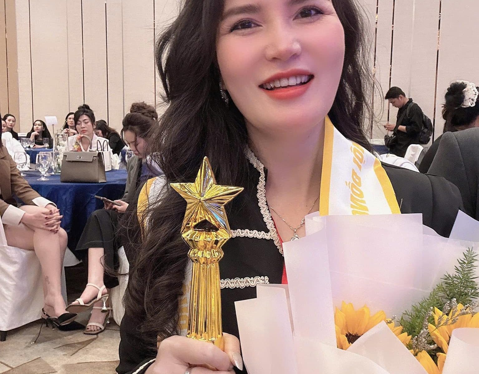 Lê Minh Huệ là ai?
